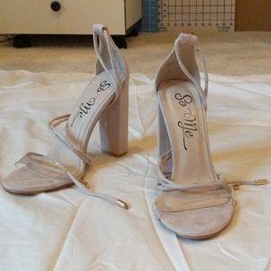 Ballerina lace up 4" thick heels